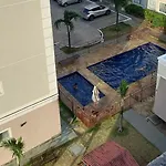 Apartamento Funcional E Bem Localizado